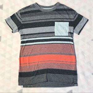 Boys striped t-shirt size S (6/7)
